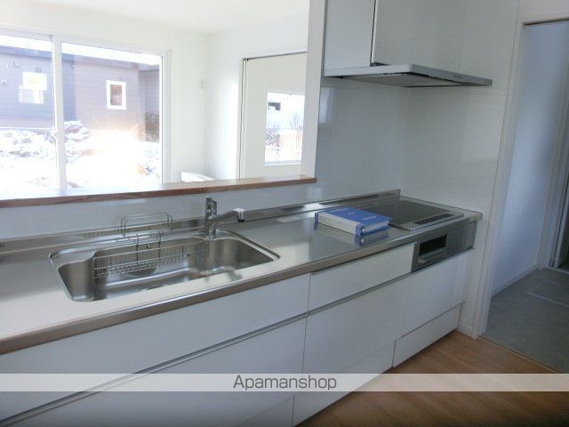 detached 北海道河西郡芽室町東一条南１丁目1-7

地図を見る