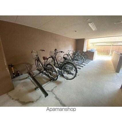 プレサンス泉アーバンゲート[1K/20.16m2]の共用部5