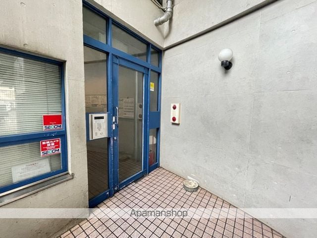 ハッピーコート塚口駅前の玄関写真