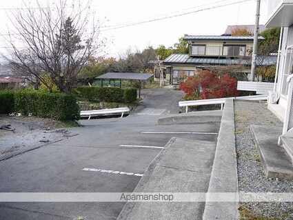 コーポポプラ[1K/28.71m2]の駐車場2