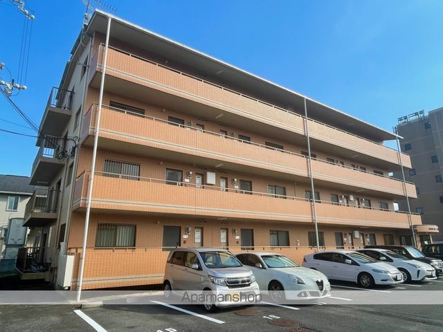 グランシャリオ1番館の外観写真