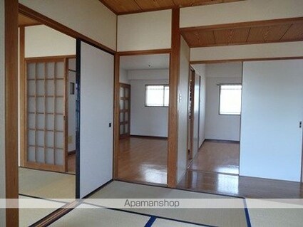 高知県高知市葛島１丁目[3DK/55.26m2]のリビング・居間