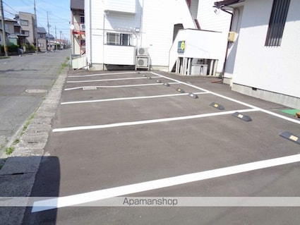 アーバンハイムスエヒロ[1K/29.82m2]の駐車場