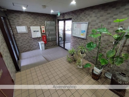 セモア中山[1K/24.84m2]のロビー