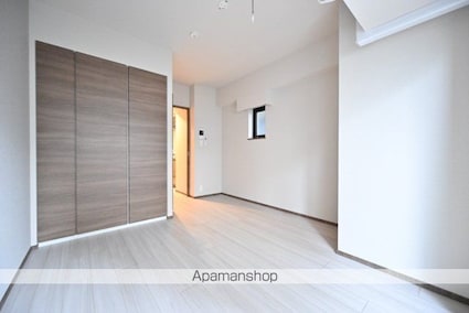 東京都目黒区東山２丁目[1K/26.27m2]のリビング・居間2