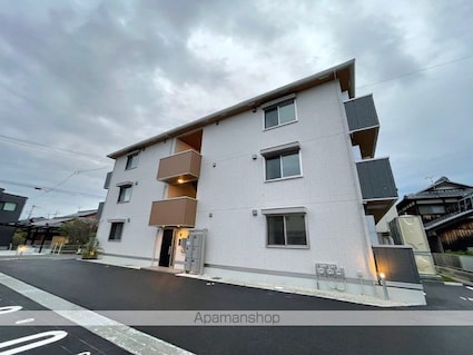 滋賀県守山市二町町[1LDK/41.86m2]の外観1