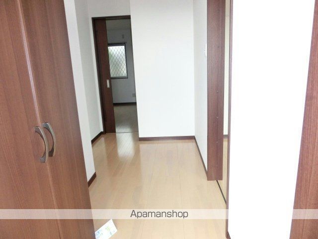 タウンハウスひとみの内装写真