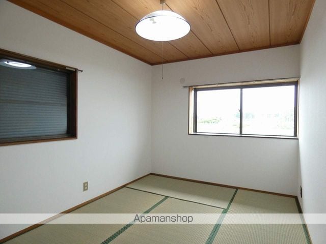磐田市 2階建 築41年の内装写真