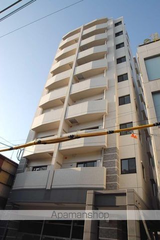 フロンティア加治屋の玄関写真