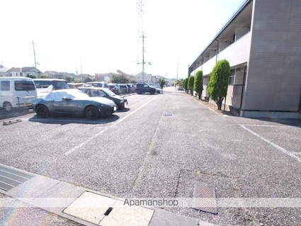 レオパレスハーモニー[1K/23.18m2]の駐車場