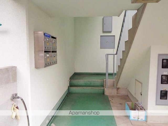 松本マンションIの玄関写真