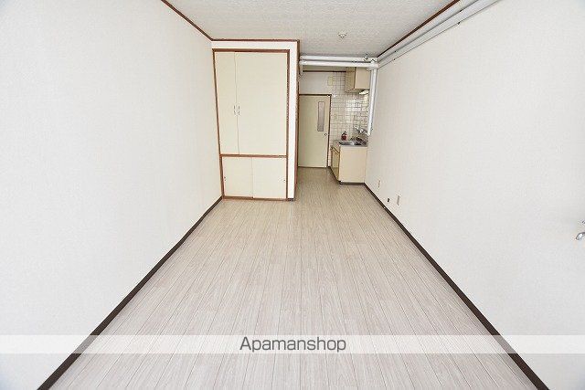 フロンティアKIIIの内装写真
