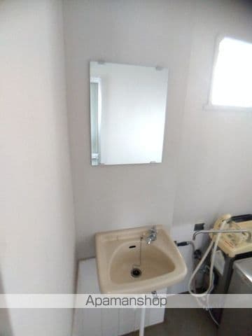 虹ヶ丘マンションの内装写真