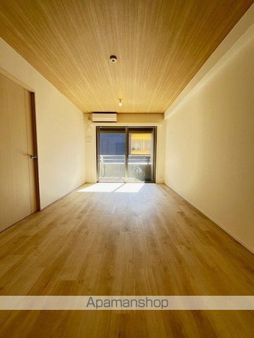 レジディア根岸の内装写真