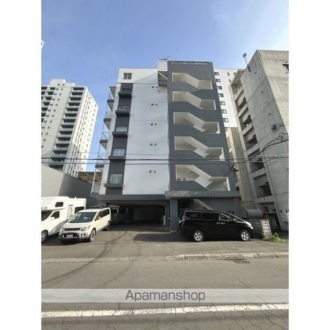 大通24マンションの外観写真