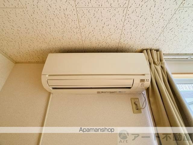 レオパレスMONTPIANNEの内装写真