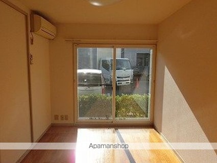 ディアス中津川Ｄ[2K/35m2]のリビング・居間