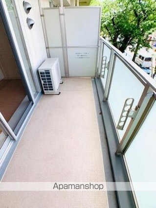 Ｂｒｉｌｌｉａ　ｉｓｔ　三軒茶屋　ブラッサムテラス[1R/37.32m2]のバルコニー