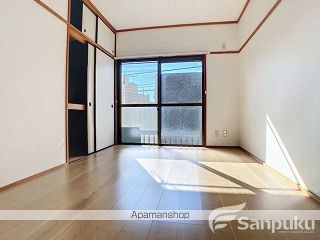 メゾン山越2号館の内装写真