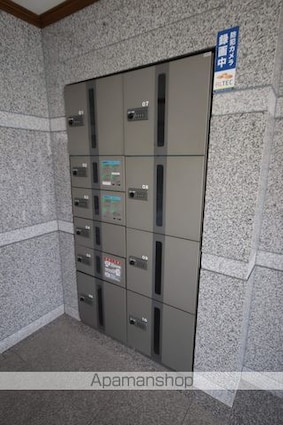 一風館[3LDK/76.49m2]の共用部2