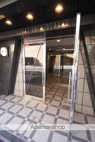 エステムコート新大阪IIIステーションプラザの玄関写真