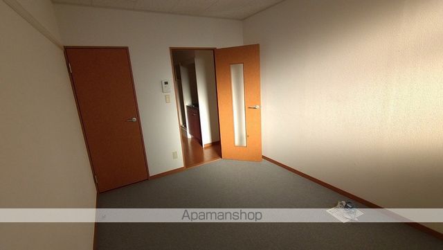 レオパレスHIMAWARIの内装写真