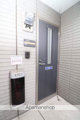 ビューテラス旭原C棟の玄関写真