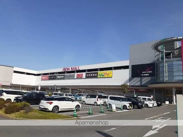 フリーデIIIの周辺写真