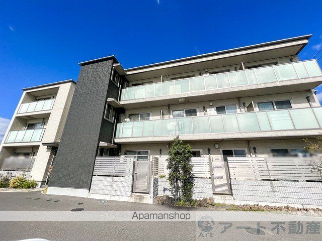 CRESTIEQの外観写真