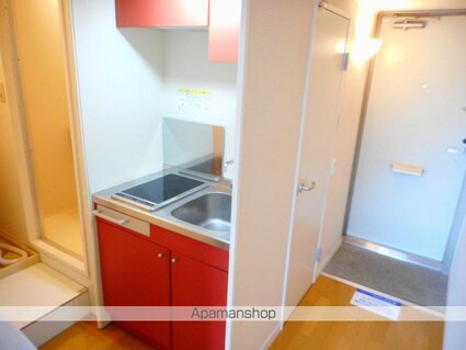 レオパレスウェスタンコート[1K/20.28m2]の玄関1