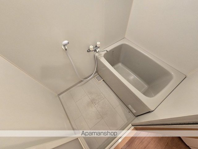 リードアヴニールの内装写真