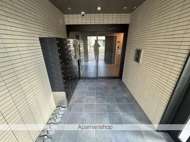 セレスティアル江平の玄関写真