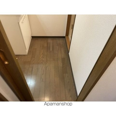 シュロス西岡の内装写真