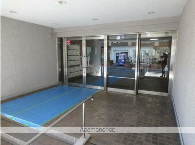 川口第2永谷マンションの玄関写真