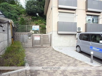 ラ・シエスト[1K/28m2]のエントランス