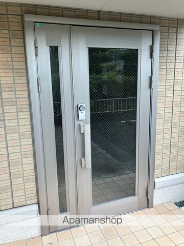 ライトプレーンの玄関写真