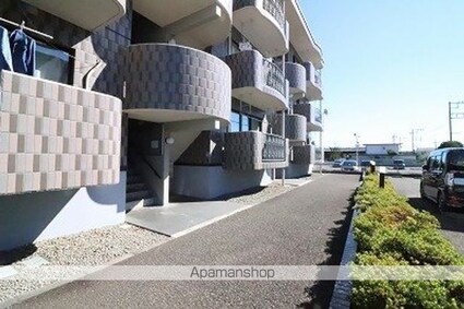 フラッドゲート[3LDK/66.27m2]のエントランス