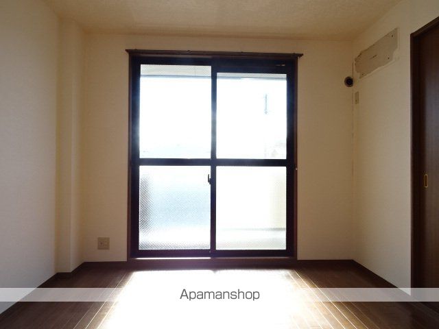 サンライズ弥栄IIの内装写真