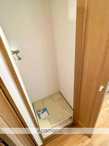 レジディア上野池之端の内装写真