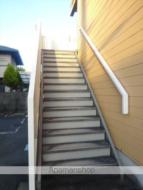 和歌山県和歌山市和歌浦東２丁目[2K/35.3m2]の共用部2