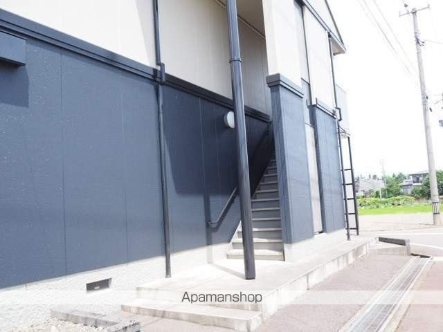 シャルマン城東Iの玄関写真