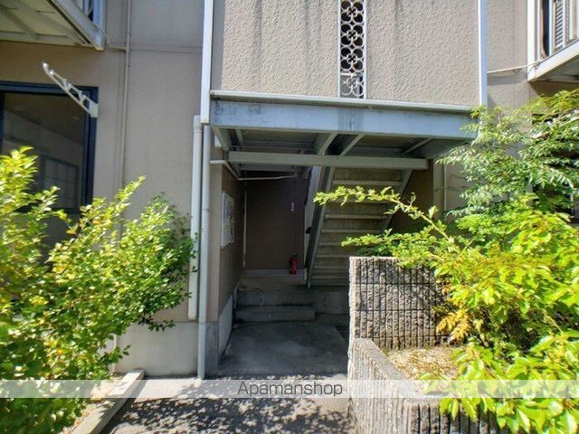 ファミール三好 A棟の玄関写真