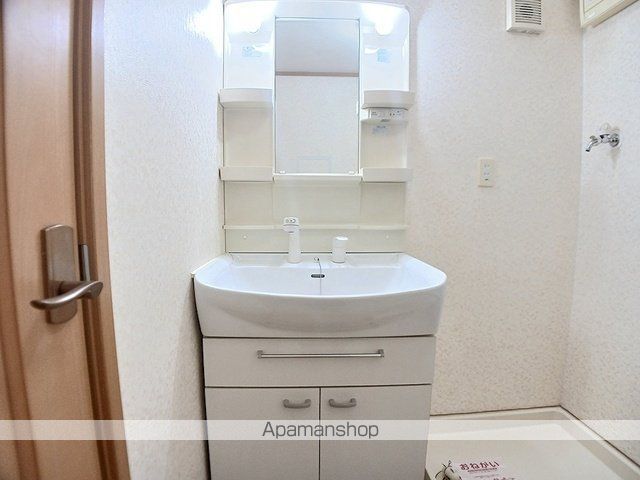 モーニンググローリーIIの内装写真
