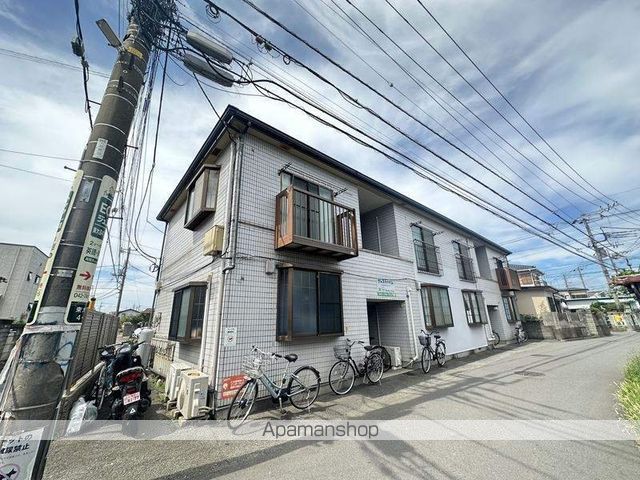 クレストハイムの外観写真