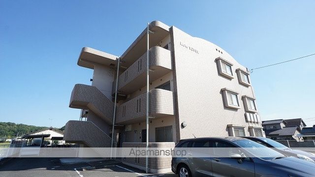 ナウリヴァーの外観写真