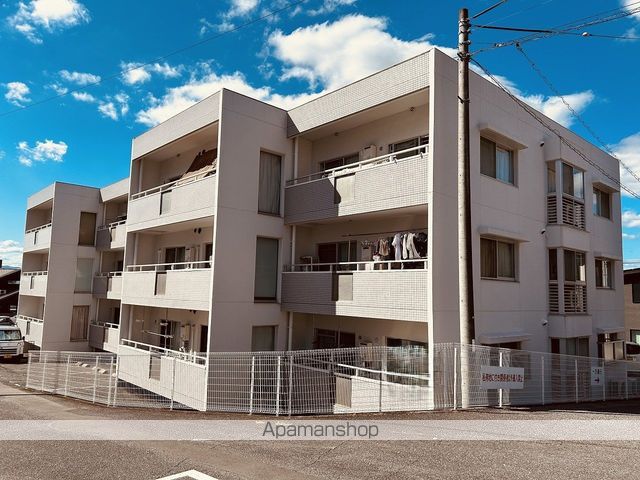 第3コーポ岡村の外観写真