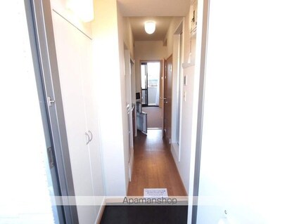 レオパレスアルカディア[1K/20.81m2]の玄関