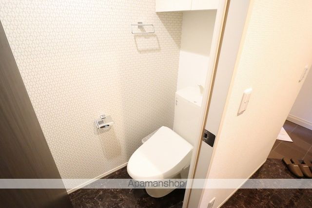 金沢市 2階建 築9年の内装写真