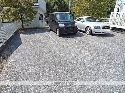 コーポフォーレスト[2LDK/52.06m2]の駐車場