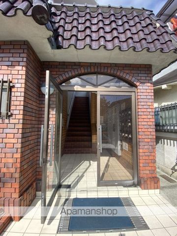 栄光サンプラザIの玄関写真